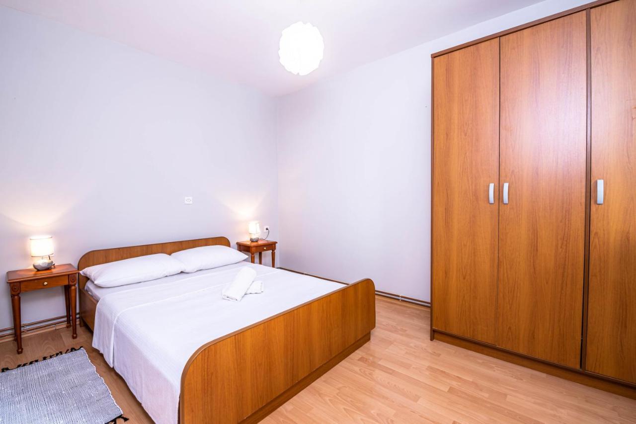 Apartman Lara リエカ エクステリア 写真