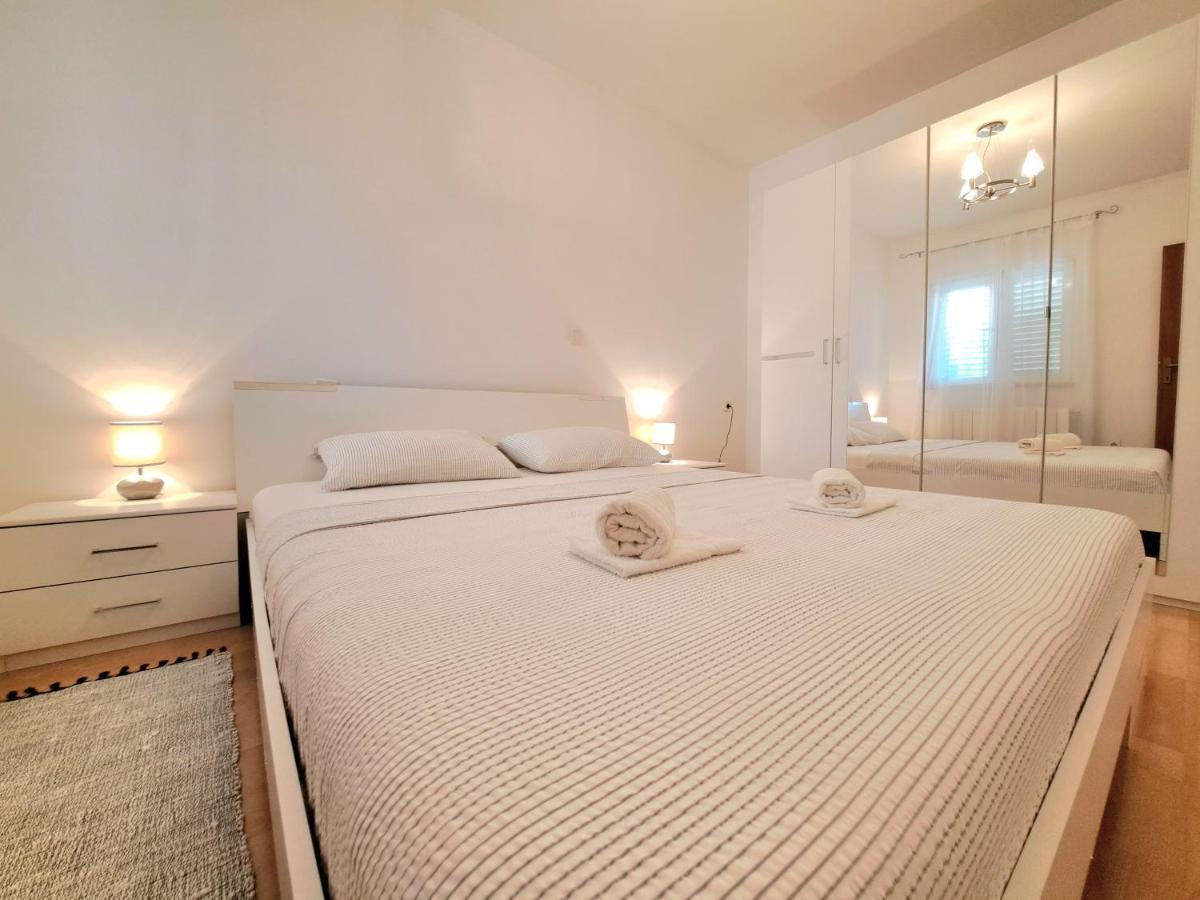 Apartman Lara リエカ エクステリア 写真